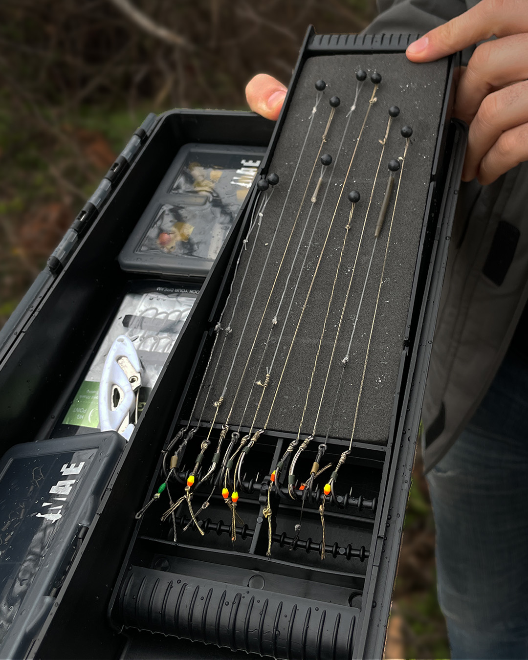 MATE CARP BOX L