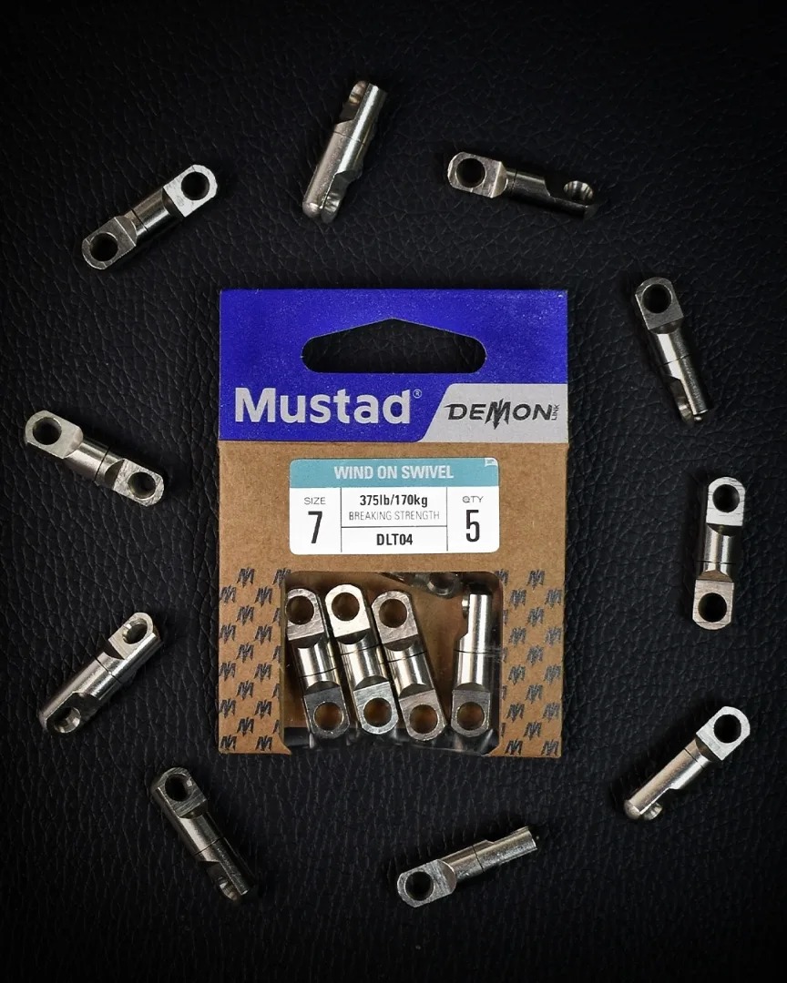 Mustad Demon Wind on Swivel