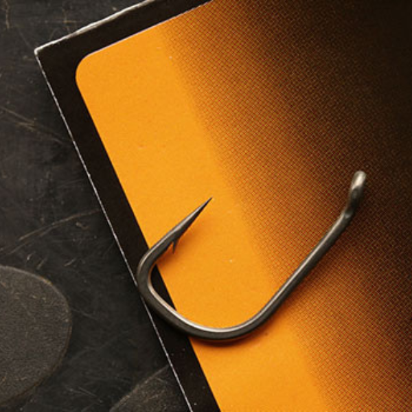 Fox EDGES Wide Gape Straight – #8