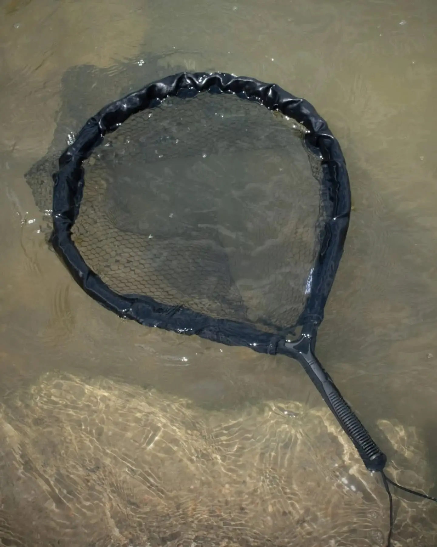 MATE PRO FLOATING LANDING NET RUBBER MASH  L 46X56X50CM