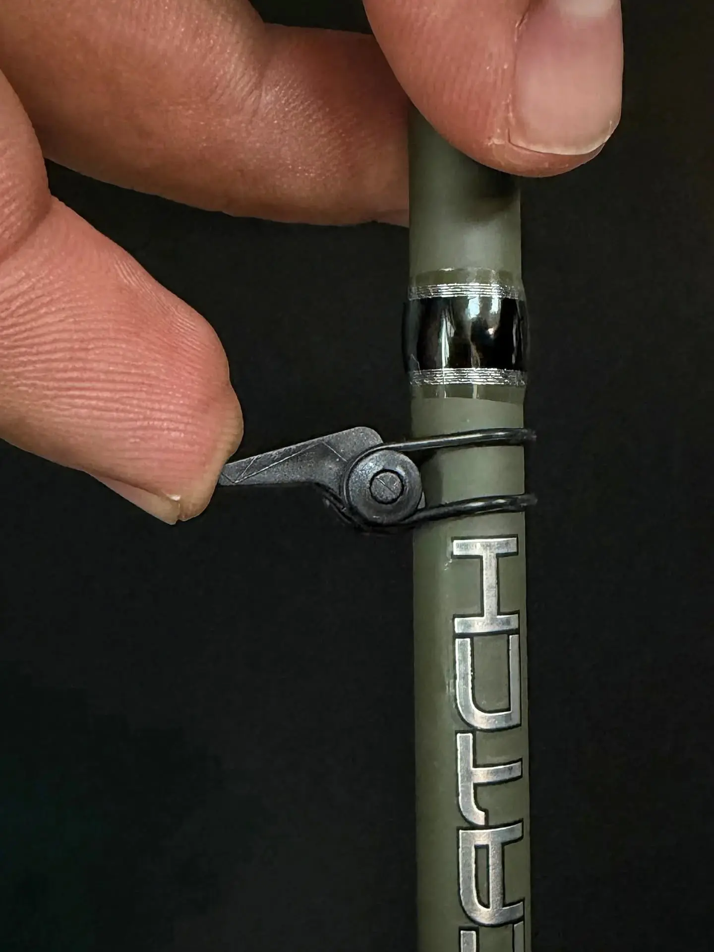 MATE HOOK KEEPER 3pcs